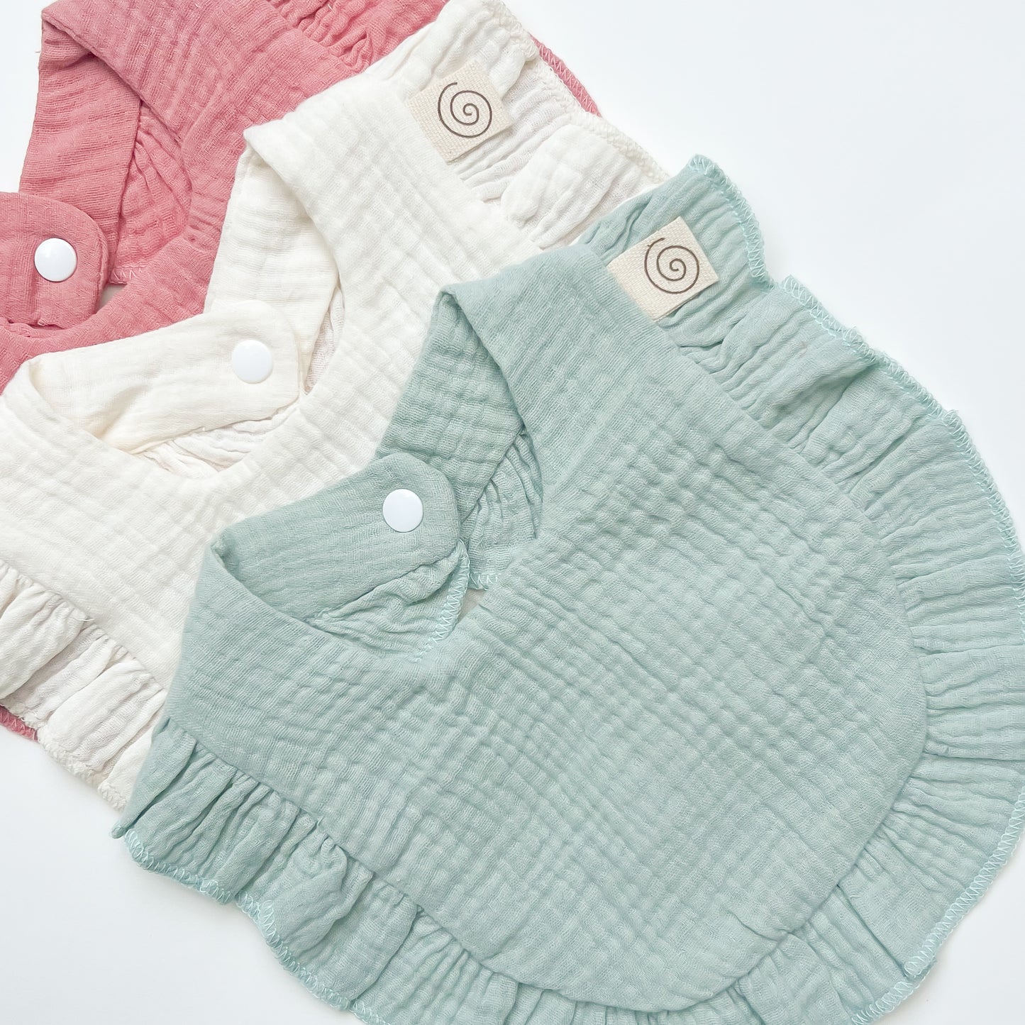 Stikkilolo Frill Bibs