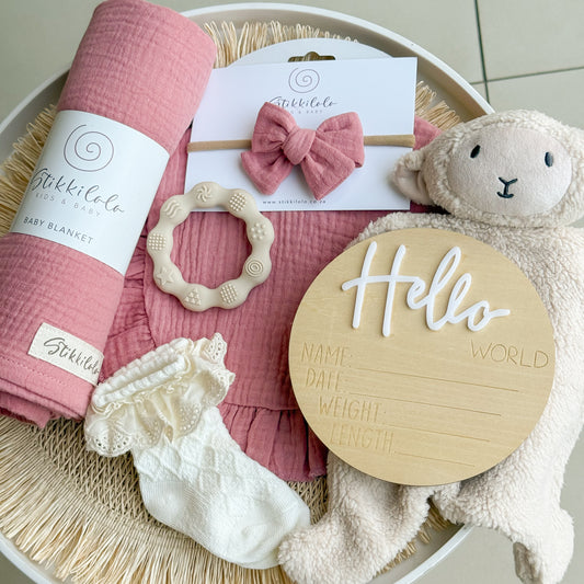 BABY GIFT BOX 2 -  Cream | Rose Sheep Gift Set