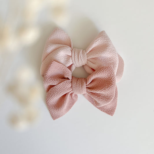 Ari Bow